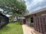 322 Briarwood Cir - Photo 2
