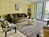 1849 Ocean Dr - Photo 2