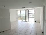 3475 Country Club Dr - Photo 2
