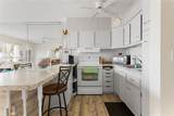 725 11th Ave - Photo 5