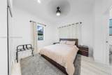 243 32nd St - Photo 20