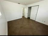 323 Northlake Dr - Photo 4