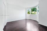 300 Pointe Dr - Photo 23