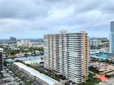 2030 Ocean Dr - Photo 3