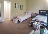 550 Oaks Ln - Photo 6