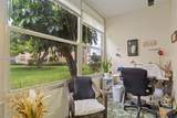2871 Somerset Dr - Photo 14