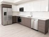 1010 2nd Ave - Photo 4