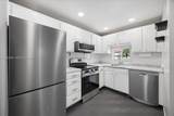800 Hollybrook Dr - Photo 3