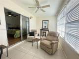 1009 Harwood C - Photo 17