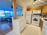 1009 Harwood C - Photo 8