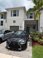 782 18th St - Photo 1