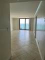 2625 Collins Ave - Photo 2