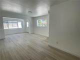 2120 Biarritz Dr - Photo 9