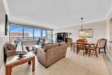 3111 Ocean Dr - Photo 7