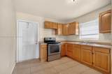 812 70th St - Photo 8
