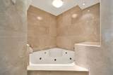5225 Collins Ave - Photo 14