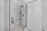 2301 Collins Ave - Photo 15