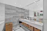 2301 Collins Ave - Photo 16