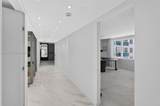 2301 Collins Ave - Photo 31