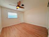 2832 Fillmore St - Photo 15