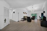 16379 Malibu Dr - Photo 17