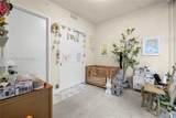 700 26th Ter - Photo 20