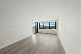 2555 Collins Ave - Photo 2