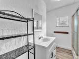 1932 Dewey St - Photo 14