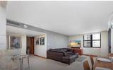 2555 Collins Ave - Photo 22