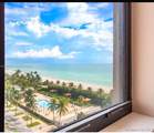 2555 Collins Ave - Photo 29