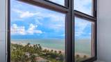 2555 Collins Ave - Photo 32