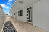 329 18th St - Photo 4