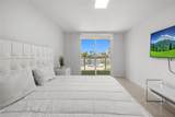 2457 Collins Ave - Photo 14