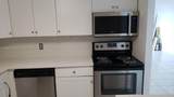500 Executive Center Dr - Photo 2