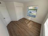 9937 Three Lakes Cir - Photo 34