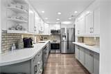 300 Bayview Dr - Photo 3