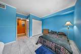 1555 Treasure Dr - Photo 19
