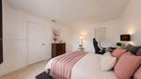 15701 Waterside Cir - Photo 22