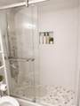 1000 Parkview Dr - Photo 17