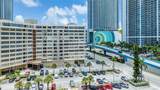 1825 Ocean Dr - Photo 4
