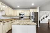 9153 Vineyard Lake Dr - Photo 20