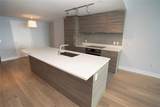 650 32nd St - Photo 4