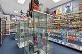Smoke Shop For Sale in Tamiami - Photo 16