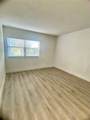 240 Lakeview Dr - Photo 4