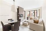 305 16 St - Photo 1