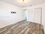 2401 52nd St - Photo 6
