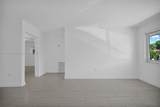55 165th St - Photo 17