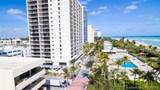 2625 Collins Ave - Photo 1