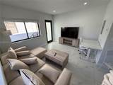 944 Jefferson Ave - Photo 4