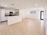 552 7th St - Photo 2